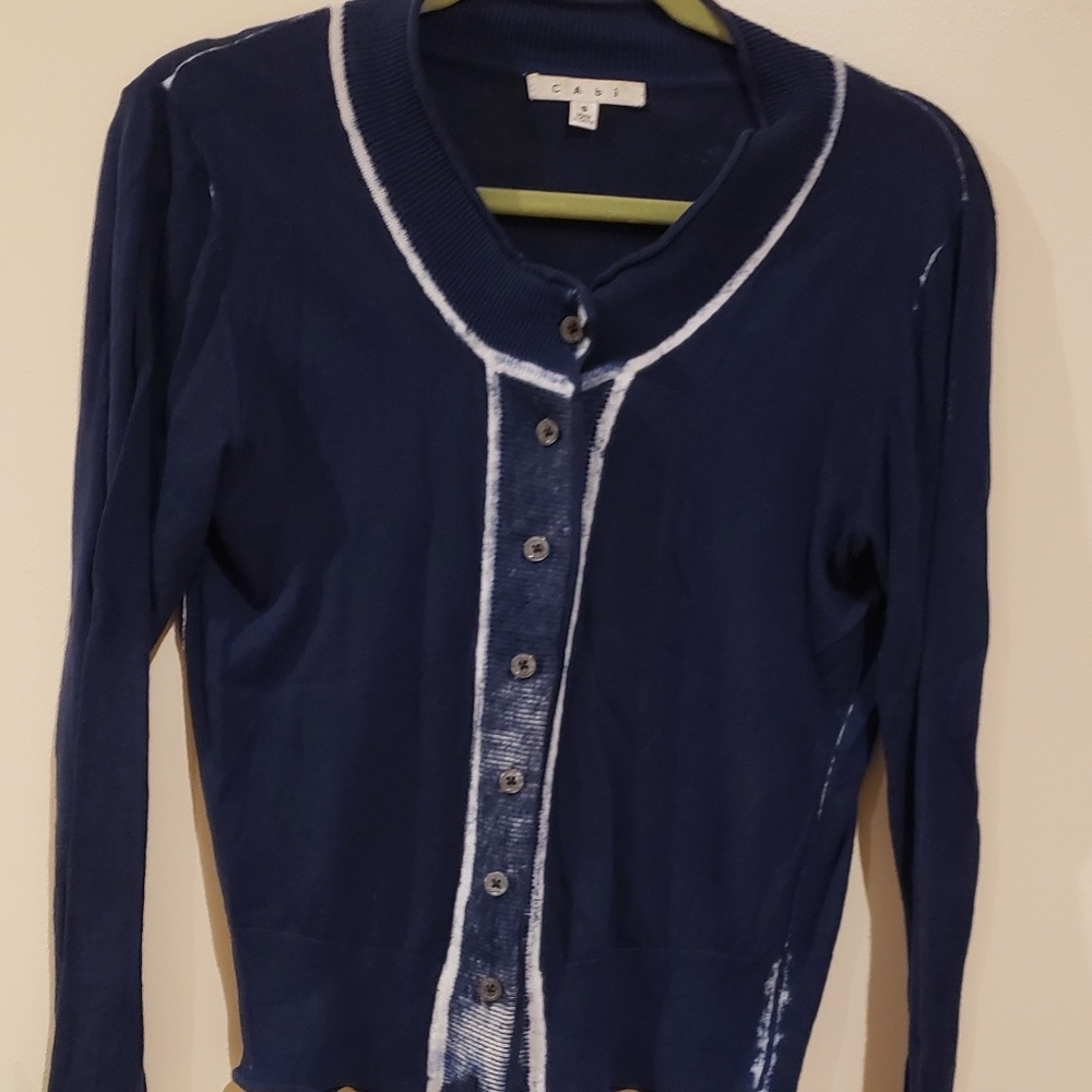 Cabi lightweight sweater